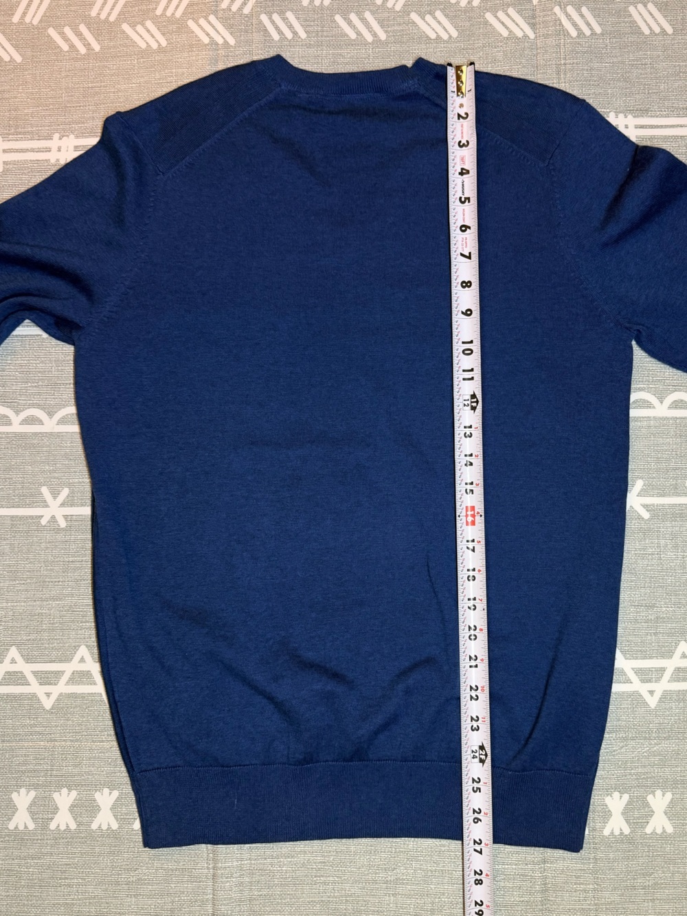 Ben Sherman Men's V-Neck Sweater in Deep Blue - Picture 9 of 10